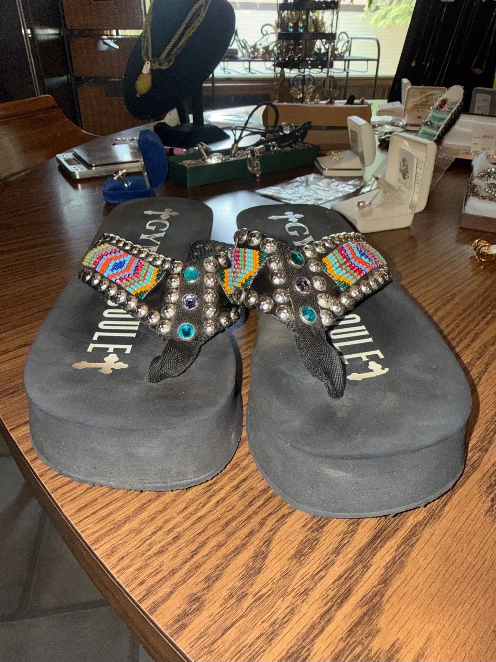 😍Great USED Condition Gypsy Soule Jewelled Beaded 8 Women's Flip Flop Sandal
